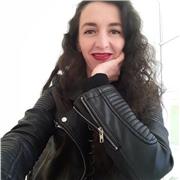 Profesora de catellano y comunicación con años de experiencia imparte clases a estudiantes de educación superior para asesorías en materias de redacción y ortografía, expresión oral, comprensión lectora, preparación y redacción de tesis, examen de título